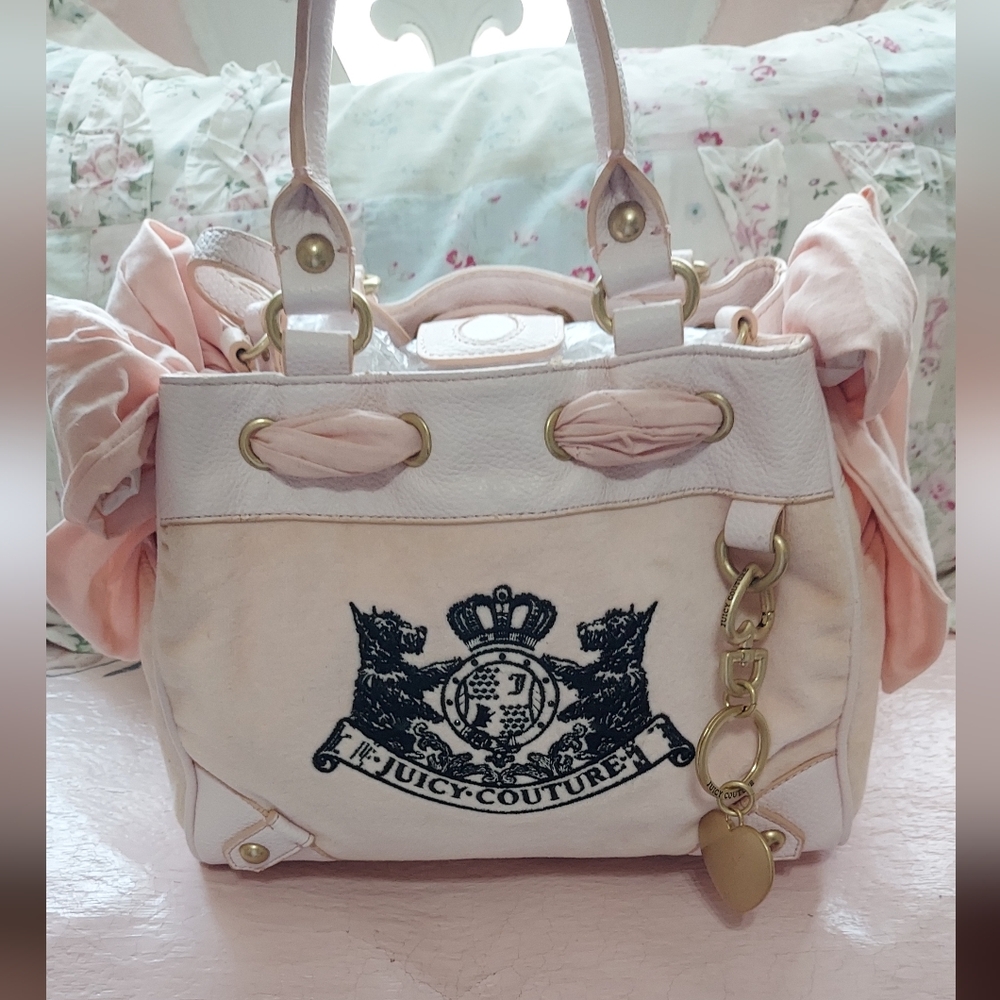 🎀ON HOLD Rare Baby Pink Juicy Couture Bag